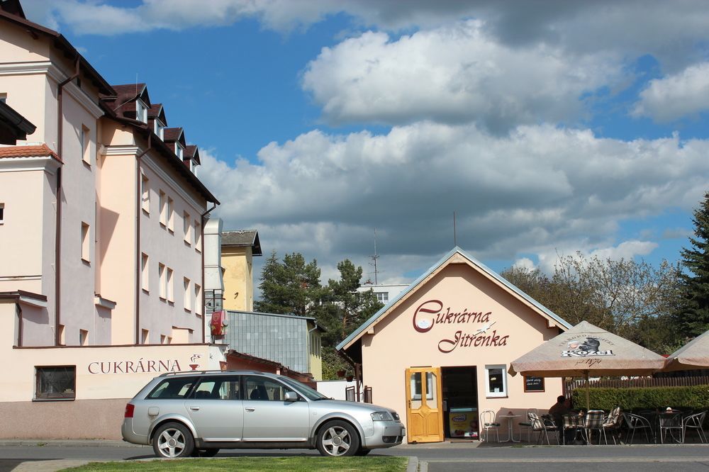 吉特恩卡酒店 Konstantinovy Lázně 外观 照片