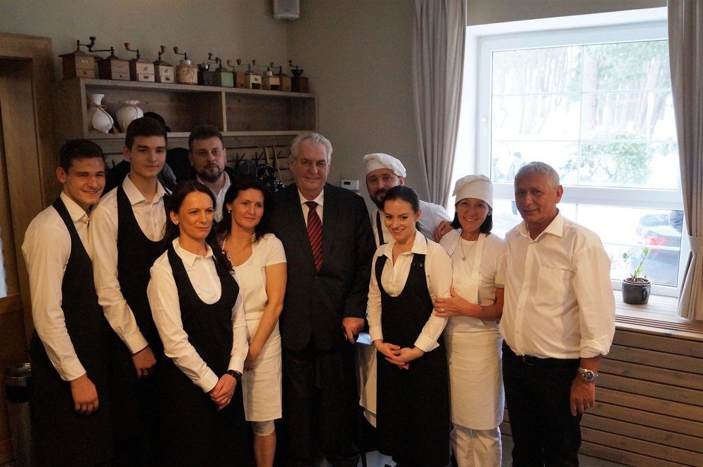 吉特恩卡酒店 Konstantinovy Lázně 外观 照片